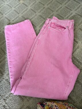 Madewell High-Rise Jeans in Bubblegum Pink